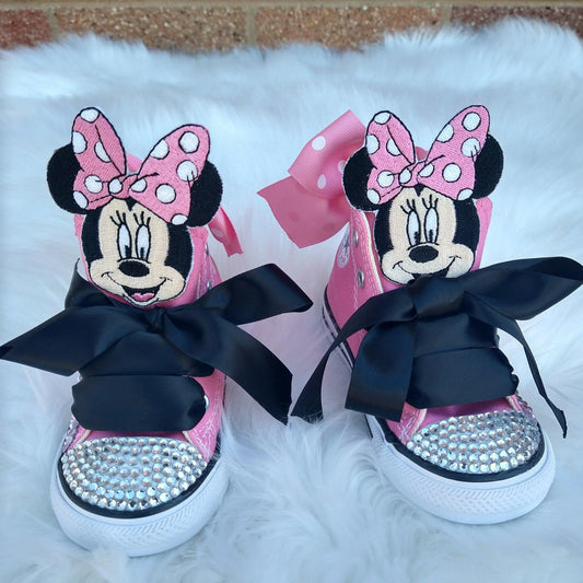 Minnie Mouse Custom Shoes - KolorfulKidzCustoms